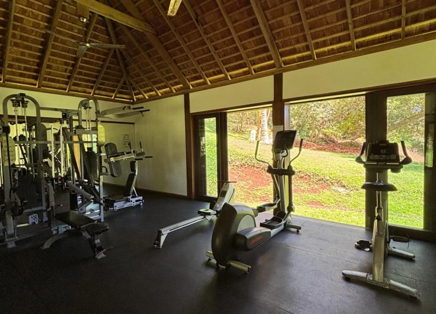 Le Fare Tianee, Residence Legends Moorea