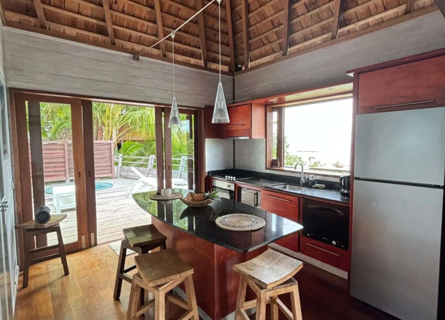 Le Fare Tianee, Residence Legends Moorea