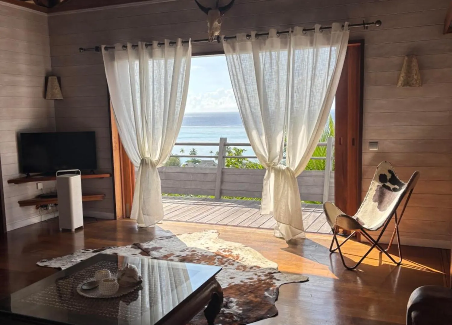 Le Fare Tianee, Residence Legends Moorea